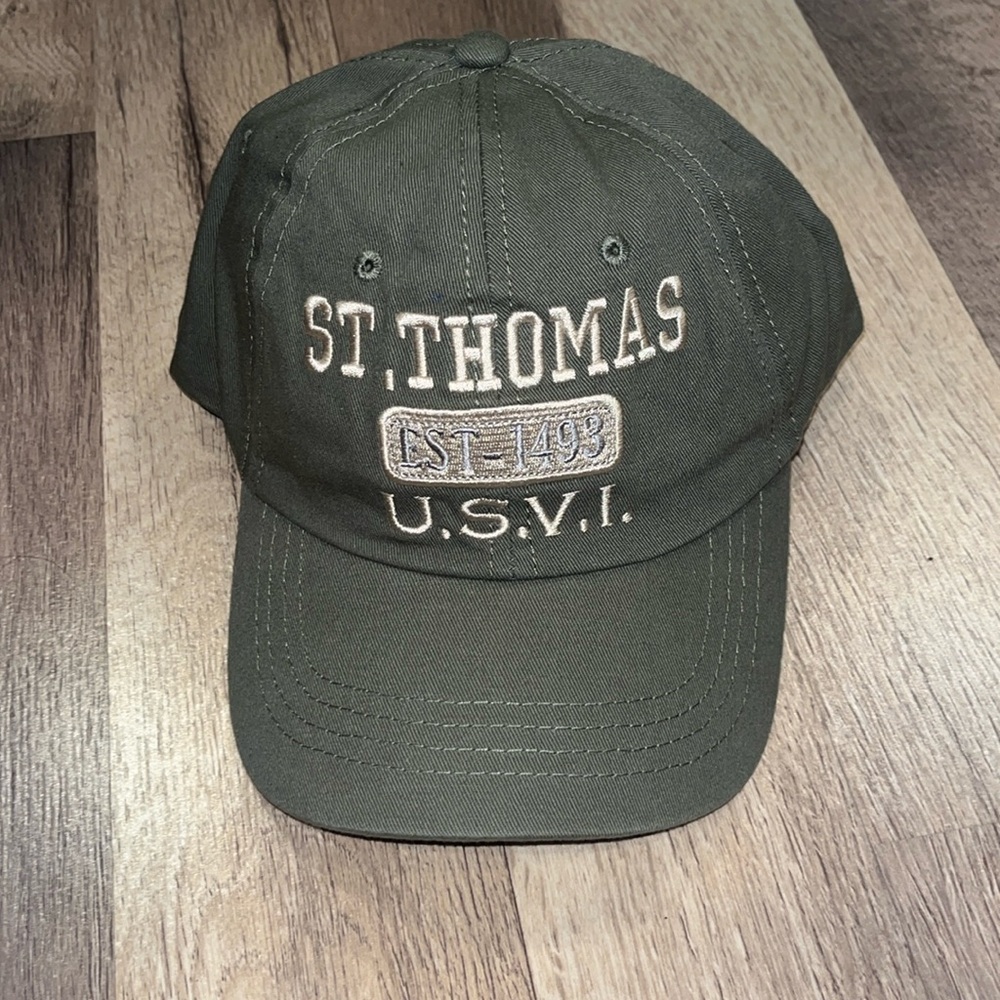 St. Thomas hat! 💚